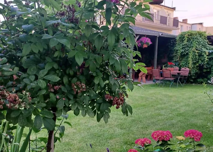 Pod Osemka בית הארחה