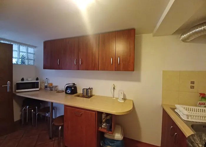 Pod Osemka בית הארחה 3*